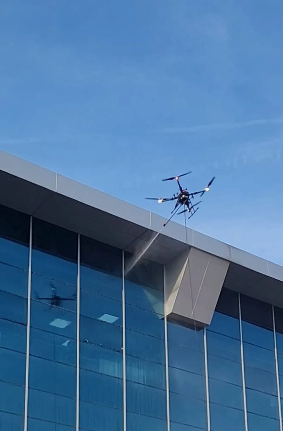 DIŞ CEPHE YIKAMA DRONU